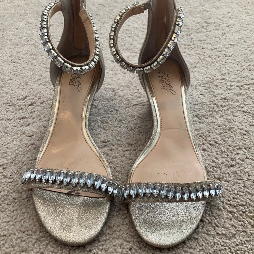 Jewl Badgley Mischka size 8.5 shoes . Worn once.
